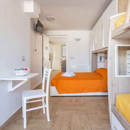 Oristano Camera Arancio Max 3Pers,Bagno,Uso Cucina Exterior foto